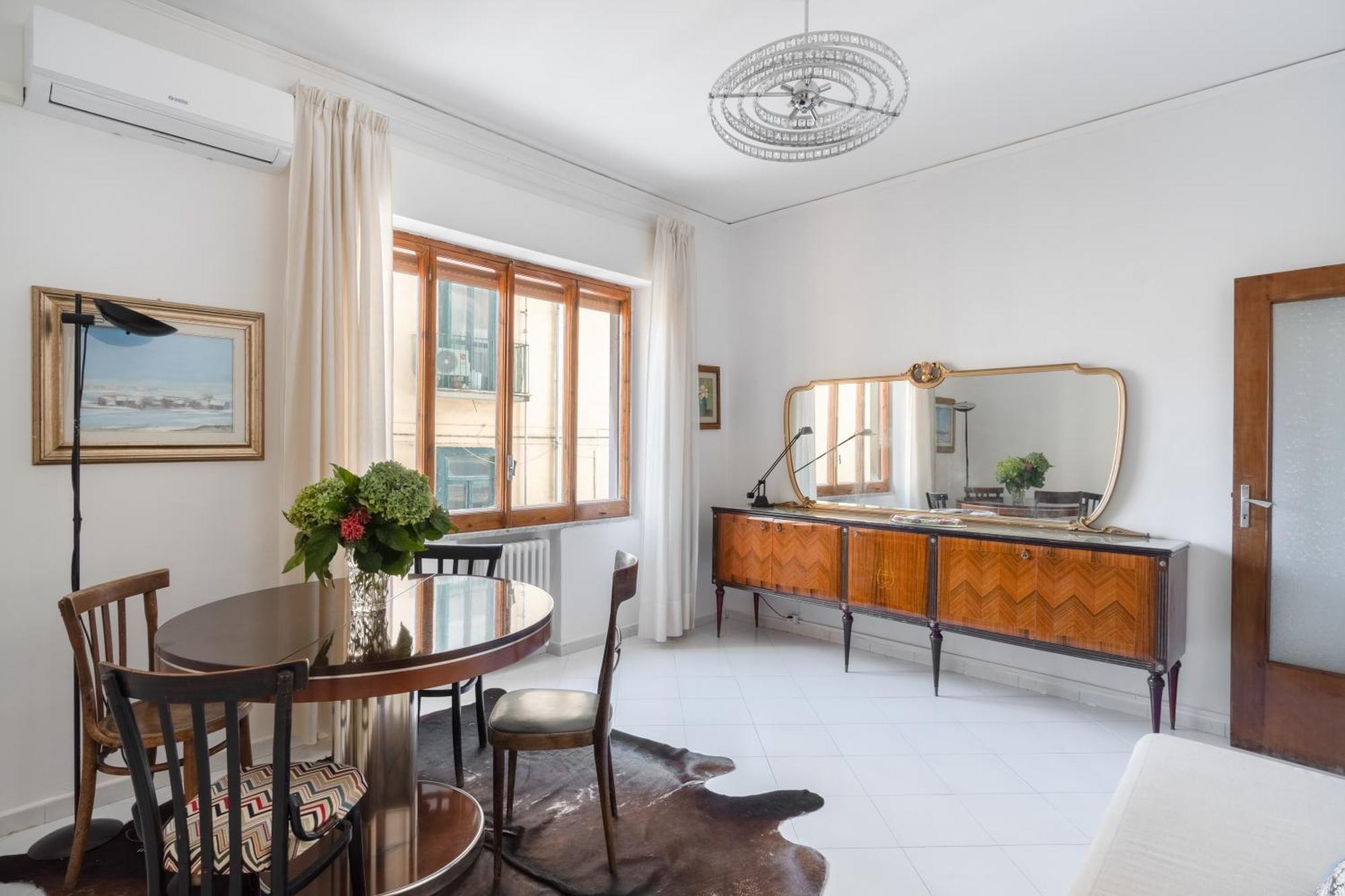 Casa Vacanza Angelina Via Mercanti Centro Storico Salerno Ngoại thất bức ảnh