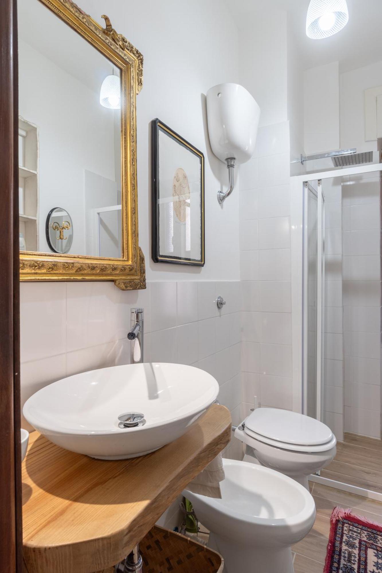 Casa Vacanza Angelina Via Mercanti Centro Storico Salerno Ngoại thất bức ảnh